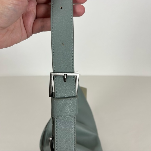 Universal Thread Hobo Bag - Picture 2 of 6